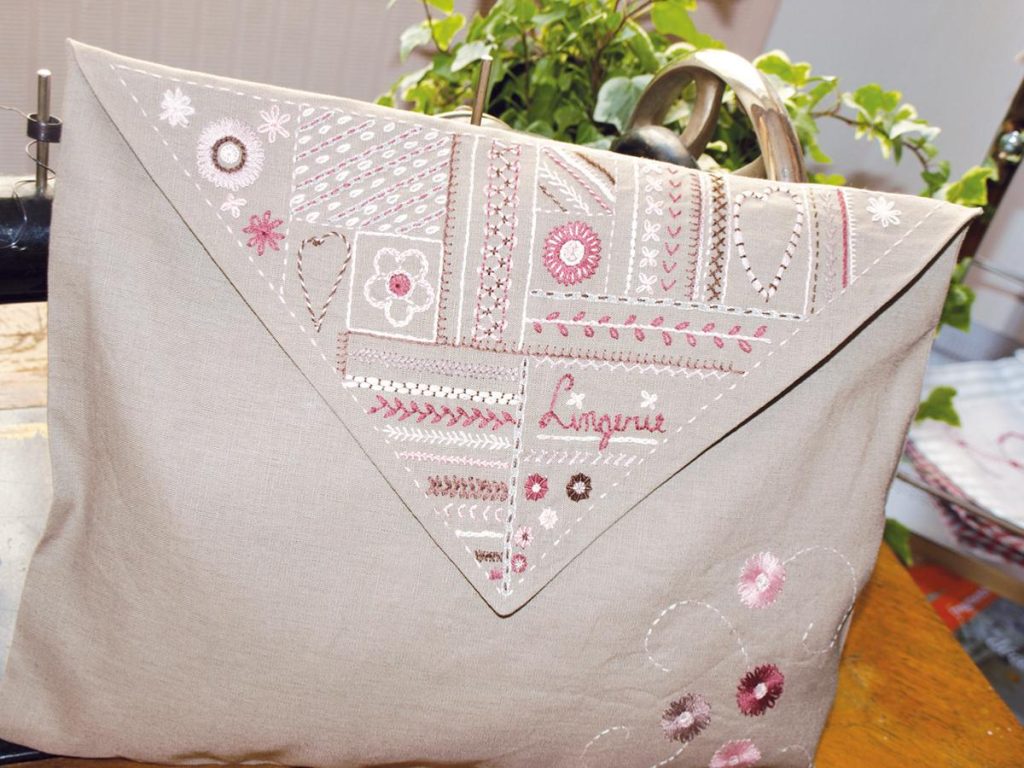 Pochette lingerie | Modèle à broder à télécharger
